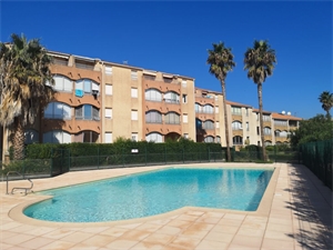 t2 à la vente -   83250  LA LONDE LES MAURES, surface 32 m2 vente t2 - UBI443153294